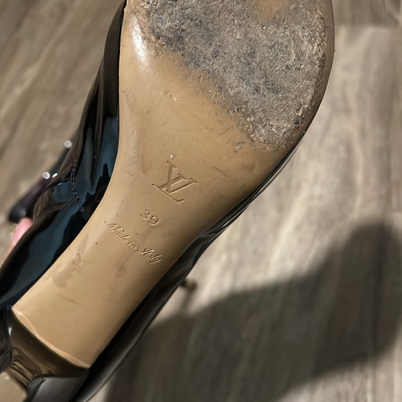 Louis Vuitton size 39 ankle boots with heels - Picture 6 of 6